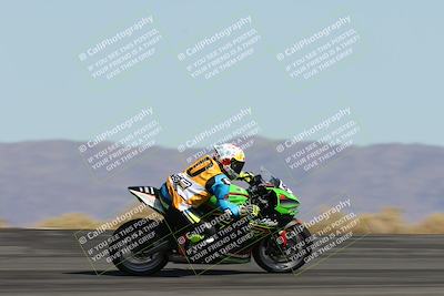 media/May-10-2025-Race Pace (Sat) [[db32fef2da]]/Vested/3-Bowl Set 1 (9am)/